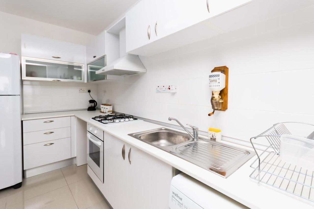 Spacious Three-Bedroom Apartment With Sea View A3 Cirénia Exterior foto
